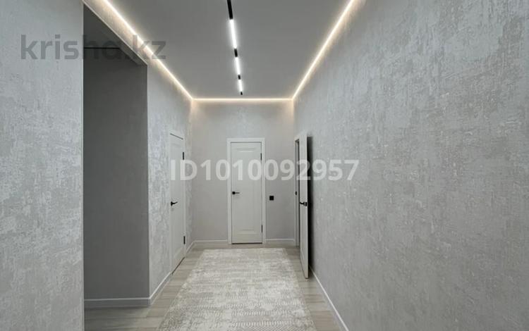 2-комнатная квартира · 72.2 м² · 5/7 этаж, 29а мкр, 29а мкр - 88 88 за 19.9 млн 〒 в Актау — фото 2