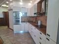 4-бөлмелі пәтер · 150 м², Аблай хана 92, бағасы: 750 000 ₸ в Алматы, Медеуский р-н