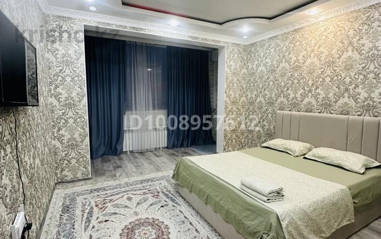 1-комнатная квартира · 40 м² · 10/10 этаж, мкр Аксай-5 25 — Момышулы Маречека за 3 500 ₸ в Алматы, Ауэзовский р-н — фото 2