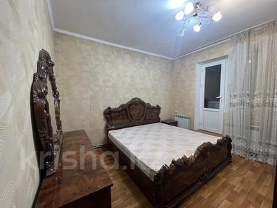 3-комнатная квартира, 70 м², 4/5 этаж помесячно, улица Байтурсынова за 150 000 〒 в Шымкенте