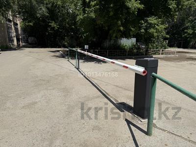 2-комнатная квартира · 42.7 м² · 1/5 этаж, Старый город, Карасай батыра за 13 млн ₸ в Актобе