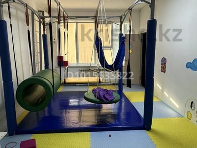 Образование, кабинеты и рабочие места · 30 м² за 100 000 ₸ в Атырау, Жумыскер