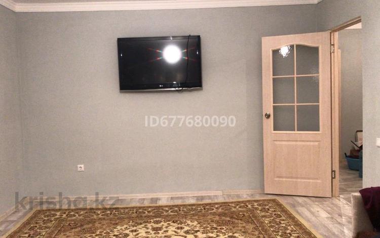 3-комнатная квартира · 82 м² · 4/5 этаж, мкр Береке за 280 000 ₸ в Атырау — фото 4