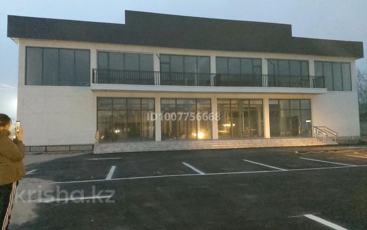 Свободное назначение, магазины и бутики, склады · 2400 м² за 7 500 ₸ в Алатау, п. Арман — фото 4