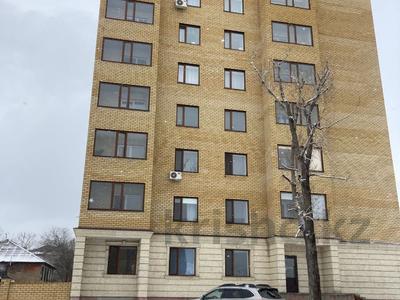 2-комнатная квартира · 57.9 м² · 9/9 этаж, Ак Сатпаева 1 за 22.5 млн ₸ в Семее