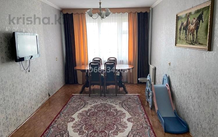 5-комнатная квартира, 100 м², 5/10 этаж, Ледовского 39 за 35 млн 〒 в Павлодаре — фото 2