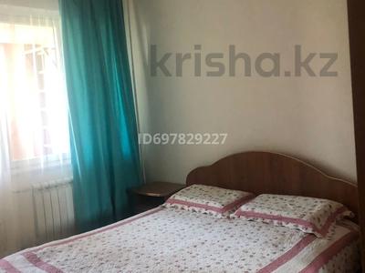 3-бөлмелі пәтер · 75 м² · 5/5 қабат, Сейфуллина — Толе би, бағасы: 400 000 〒 в Алматы, Алмалинский р-н