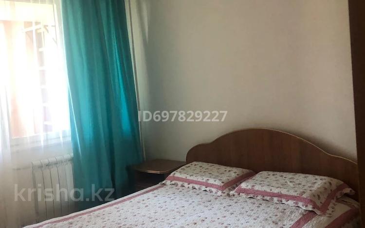 3-бөлмелі пәтер · 75 м² · 5/5 қабат, Сейфуллина — Толе би, бағасы: 400 000 〒 в Алматы, Алмалинский р-н — фото 2