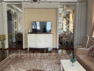 3-комнатная квартира · 130 м² · 13/16 этаж, Назарбаева — Аль - Фараби - Назарбаева за 700 000 ₸ в Алматы, Бостандыкский р-н