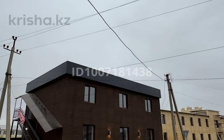 Свободное назначение, офисы, магазины и бутики, общепит, салоны красоты, медцентры и аптеки, образование, развлечения, студии · 180 м² за 808 200 〒 в Атырау, мкр Жеруйык — фото 3