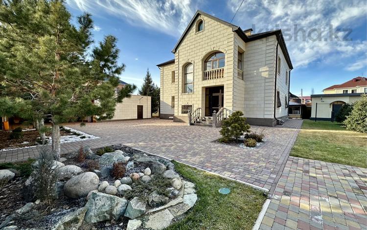 Отдельный дом · 5 комнат · 426 м² · 12 сот., мкр Городской Аэропорт, Кулкыбаева за 220 млн ₸ в Караганде, Казыбек би р-н — фото 2