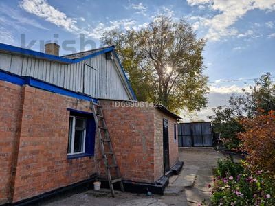 Часть дома · 4 комнаты · 56 м² · 3 сот., мкр Михайловка , Жилстроеская 47/2 — Стальной двор за 16.5 млн ₸ в Караганде, Казыбек би р-н