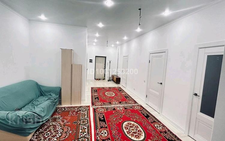 3-комнатная квартира · 130 м² · 1/5 этаж, мкр. Алтын орда 23Д — Тауелсиздик за 250 000 〒 в Актобе — фото 2