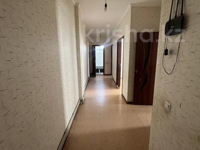 2-комнатная квартира, 62 м², 7/9 этаж помесячно, Тулеметова 69/17 за 100 000 〒 в Шымкенте