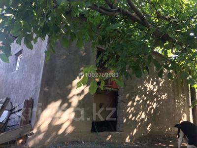 Дача · 3 комнаты · 40.8 м² · 8.62 сот., жилой массив Кайнар Булак, Клубничная 167 — Старая конечная ближе к оврагу за 10.5 млн 〒 в Шымкенте, Абайский р-н