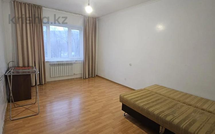 1-комнатная квартира, 42 м², 4/9 этаж помесячно, мкр Жетысу-2