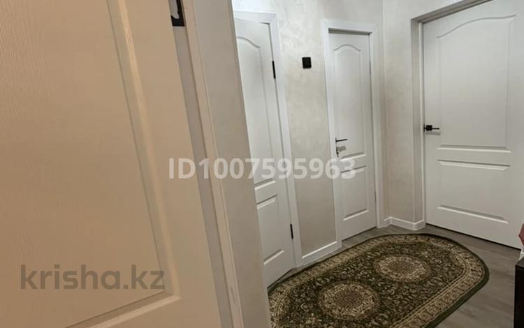 3-комнатная квартира · 63 м² · 1/5 этаж, Акмешит — Микрорайон за 150 000 ₸ в  — фото 2