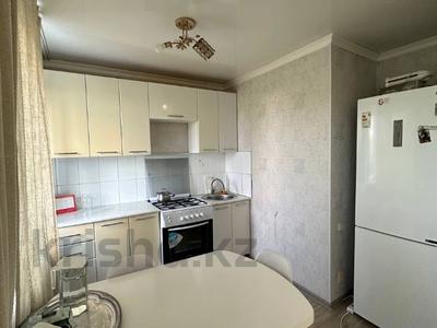 2-бөлмелі пәтер · 42 м² · 3/5 қабат, Жаңа қала ш/а., Нуркена Абдирова 48/2, бағасы: 18.5 млн ₸ в Караганде, Казыбек би р-н