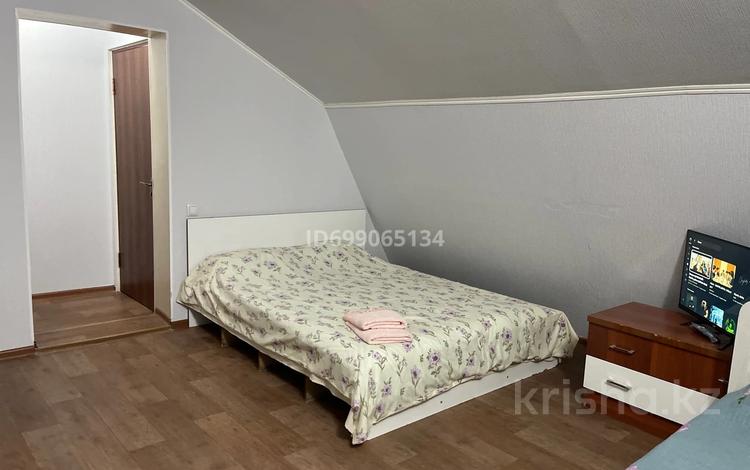 1-комнатная квартира · 44 м² · 4/5 этаж, Кошек батыра — Колхозная остановка, . Возле площади - Аллейка за 5 000 〒 в Таразе — фото 2