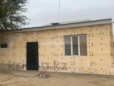 Отдельный дом · 4 комнаты · 130 м² · 10 сот., Бесшоқы 343 — Орталық жолға мектеп жақын за 14 млн ₸ в 