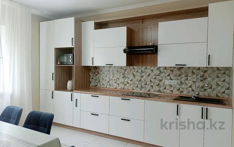 2-бөлмелі пәтер · 70 м² · 4/5 қабат, мкр Самал-3, Достык 117/5 — Аль-Фараби, бағасы: 350 000 ₸ в Алматы, Медеуский р-н — фото 12