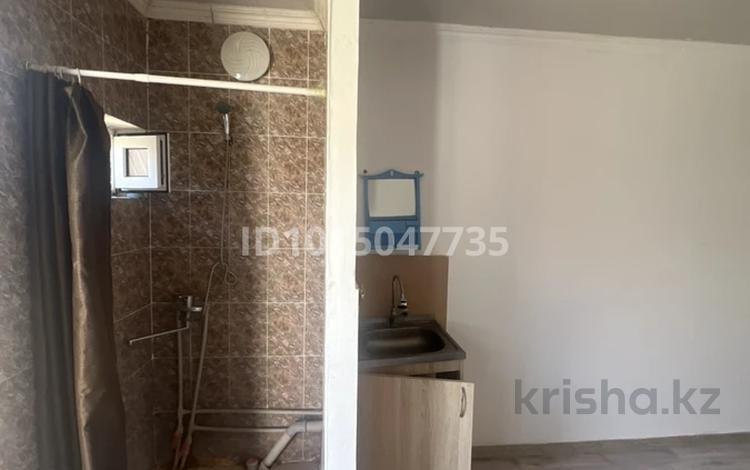 1-комнатная квартира · 16 м², мкр Шанырак-6 9 за 80 000 ₸ в Алматы, Алатауский р-н — фото 2