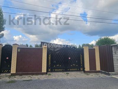 Аренда домов или дач в Актюбинской обл.: Отдельный дом · 3 комнаты · 85 м², Майский 115 — Район Келешек за 500 000 〒 Отдельный дом · 3 комнаты · 85 м², Майский 115 — Район Келешек за 500 000 〒 в Актобе, жилой массив Заречный-2