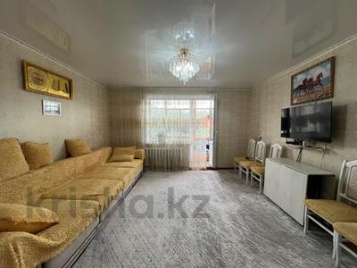 4-бөлмелі пәтер · 77 м² · 8/9 қабат, Степной 2 ш/а., бағасы: 28.5 млн ₸ в Караганде, Казыбек би р-н