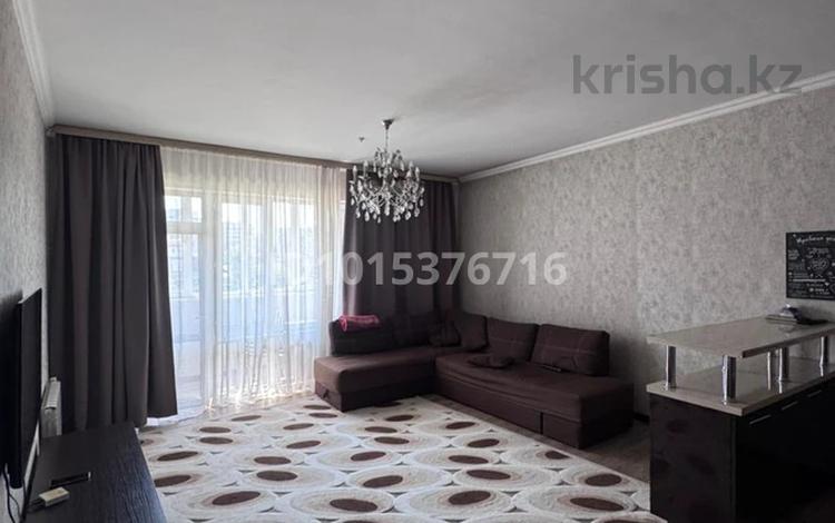 3-бөлмелі пәтер · 100 м² · 2/15 қабат, Навои 74, бағасы: 500 000 ₸ в Алматы, Ауэзовский р-н — фото 2