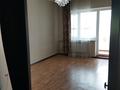 2-бөлмелі пәтер · 54 м² · 5/5 қабат, мкр Алатау 32 — Рядом Улица Санырак батыр, бағасы: 100 000 ₸ в Таразе — фото 3