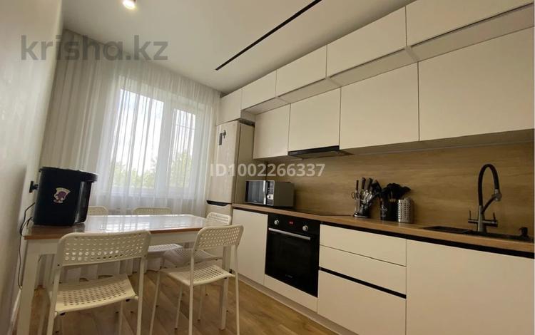 3-комнатная квартира · 68 м² · 5/9 этаж, Ломова — Ломова-Камзина за 37 млн 〒 в Павлодаре — фото 2