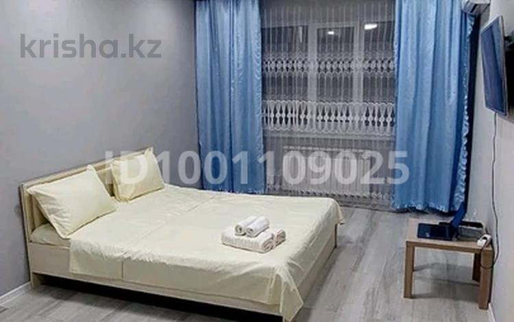 1-бөлмелі пәтер · 60 м² · 1/5 қабат, мкр. Алтын орда, Батыс 2 340/1, бағасы: 10 000 ₸ в Актобе — фото 14