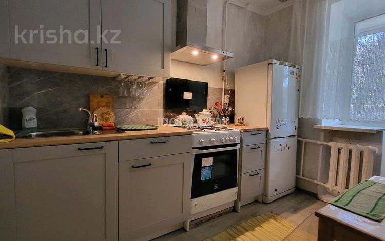 1-комнатная квартира · 40 м² · 1/5 этаж, мкр 8, М.Оспанова 57 — Абылхаирхана, угол ул.М.Оспанова, Сазда за 9 000 ₸ в Актобе — фото 66