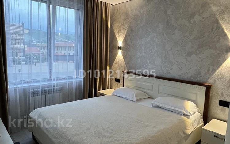 2-бөлмелі пәтер · 50 м² · 3/9 қабат, Мкр. Думан-2 161, бағасы: 18 000 ₸ в Алматы, Медеуский р-н — фото 2