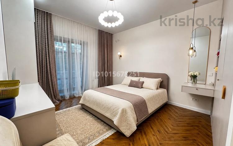 5-комнатная квартира · 221 м² · 2/4 этаж, Домолак Ана за 2.8 млн ₸ в Астане, Нура р-н — фото 2