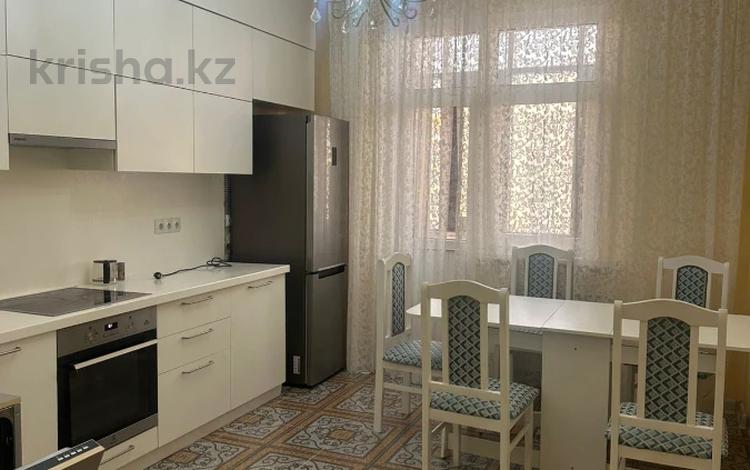 3-комнатная квартира · 98.8 м² · 11/13 этаж, Туркестан 8 за 65 млн ₸ в Астане, Есильский р-н — фото 2