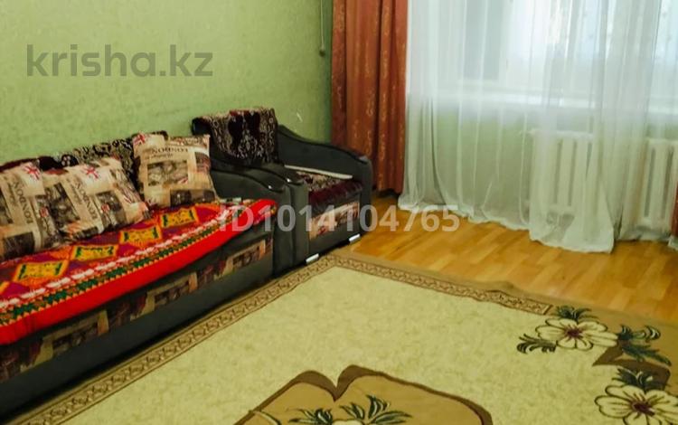 3 бөлме · 87 м² · 5/5 қабат, Акбулак ш/а., Жунисалиева 34 — Абая, бағасы: 45 000 ₸ в Таразе, мкр Акбулак — фото 2