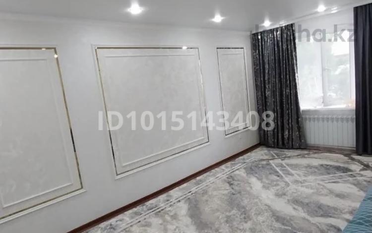 2-бөлмелі пәтер · 56 м² · 6/6 қабат, 4 ш/а 31, бағасы: 23 млн ₸ в Уральске, мкр 4 — фото 2