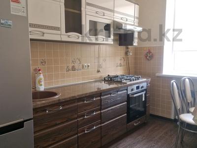 3-комнатная квартира, 80 м², 2/3 этаж, Н.Назарбаева 151/1 за 20.5 млн 〒 в Уральске