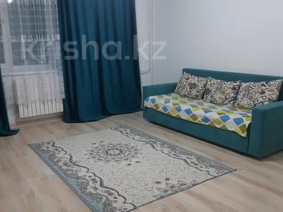 Аренда квартир по часам в Атырауской обл.: 2-комнатная квартира · 70 м² · 1/5 этаж · по часам, мкр Центральный, Абая 13 а — Махамбета за 2 000 〒 2-комнатная квартира · 70 м² · 1/5 этаж · по часам, мкр Центральный, Абая 13 а — Махамбета за 2 000 〒 в Атырау
