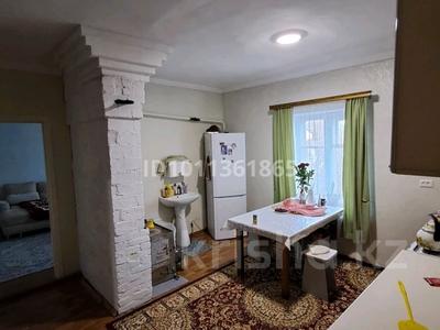 Отдельный дом · 2 комнаты · 80 м² · 8 сот., Узкоколейная за 6 млн ₸ в Костанае