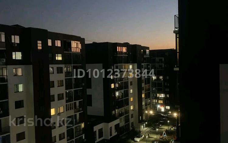 2-бөлмелі пәтер · 72.4 м² · 2/10 қабат, ул. Толе би 285/8, бағасы: 52.5 млн ₸ в Алматы, Ауэзовский р-н — фото 2
