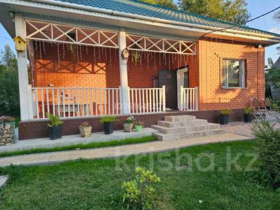 Жеке үй · 3 бөлме · 100 м², Локомотивное депо -3 23 — ул. кирпичный, бағасы: 40 000 ₸ в Актобе, жилой массив Кирпичный