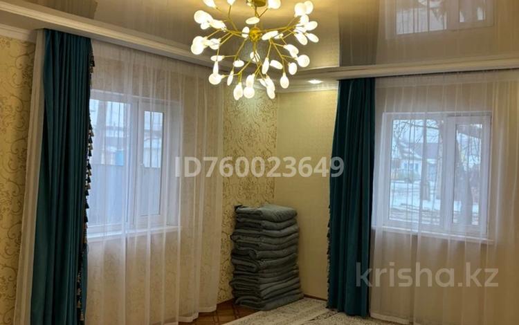 Отдельный дом · 6 комнат · 142.2 м² · 3 сот., мкр Омега, Шалкыма — Район 26 школы за 33 млн ₸ в Уральске — фото 2