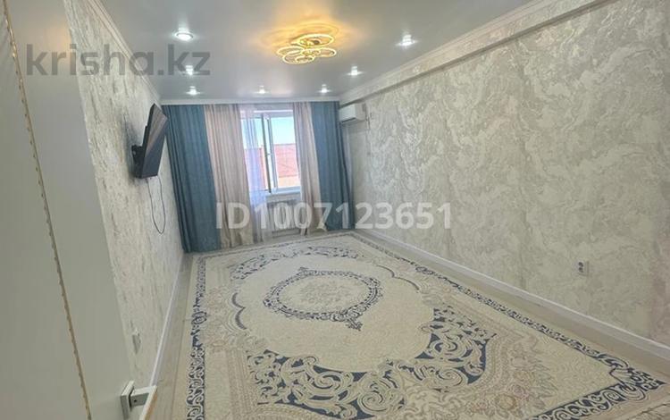 2-комнатная квартира · 62 м² · 4/9 этаж, мкр Береке — мектеп дәл қасында за 24 млн 〒 в Атырау — фото 2