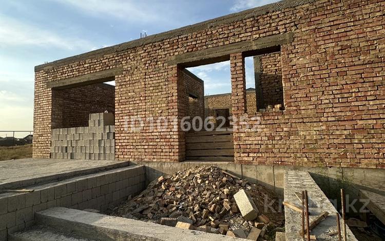 Отдельный дом · 5 комнат · 156 м² · 6 сот., Асфендиярова — Новостройка за 30 млн ₸ в Туздыбастау (Калинино) — фото 2