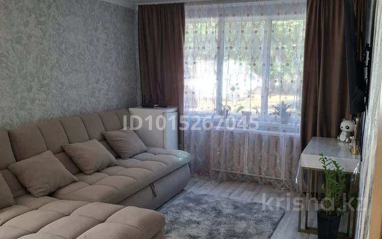 3-комнатная квартира · 62 м² · 1/5 этаж, мкр Айгуль 1 — Производственная за 19.5 млн ₸ в Уральске — фото 2