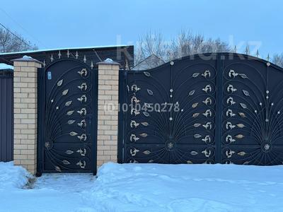 Жеке үй · 4 бөлме · 140 м², Актюбрентген 14 95а, бағасы: 26 млн ₸ в Актобе