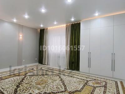 3-комнатная квартира · 123 м² · 1/7 этаж, 17-й мкр 51 — ЖК For You, мечеть, Таным, 31 школа, английская школа за 420 000 ₸ в Актау