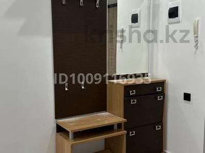 2-комнатная квартира · 86 м² · 4/5 этаж, мкр. Алтын орда 5 — Батыс баня , мын бир тун ресторан за 150 000 〒 в Актобе